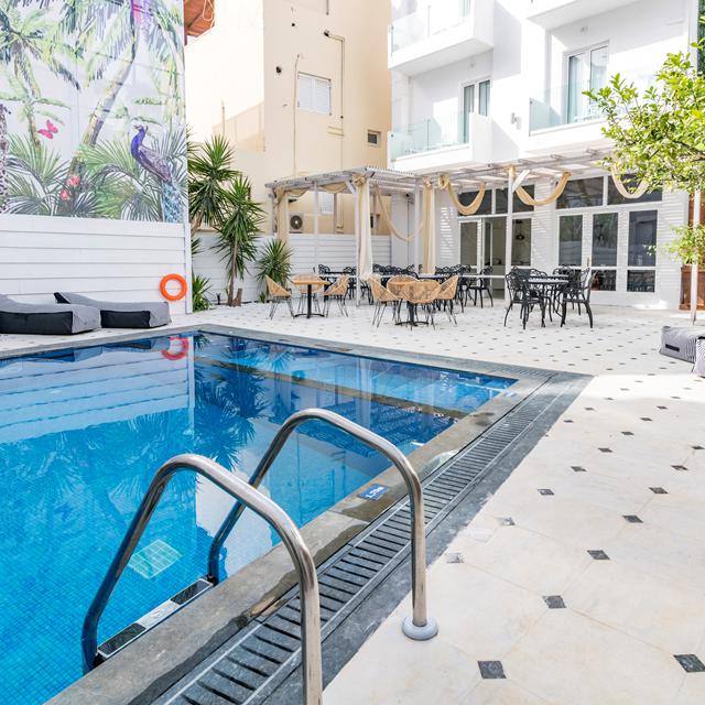 Vasia Boulevard Boutique adults only